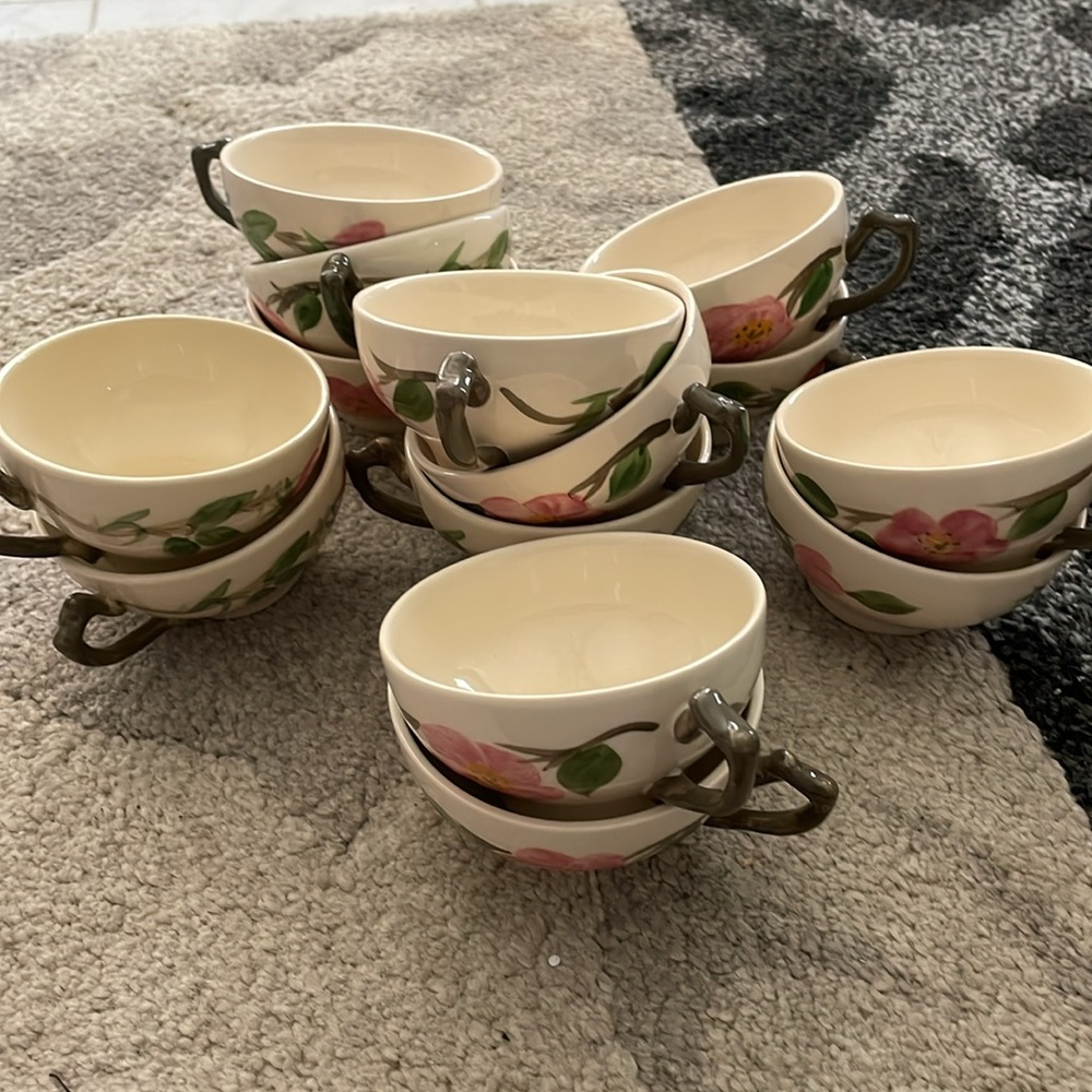 BNWOT Franciscan Desert, Rose tea cup each